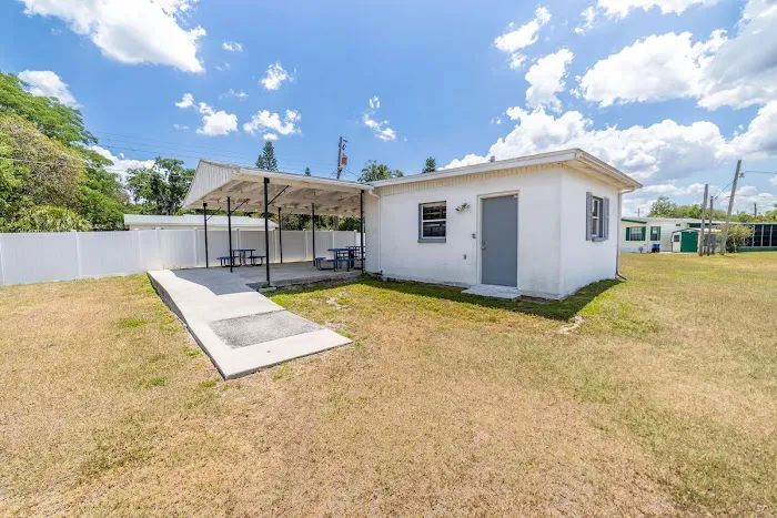 Bedrock Colonial 55+ Mobile Home Community Picture 1