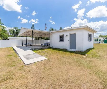 Bedrock Colonial 55+ Mobile Home Community