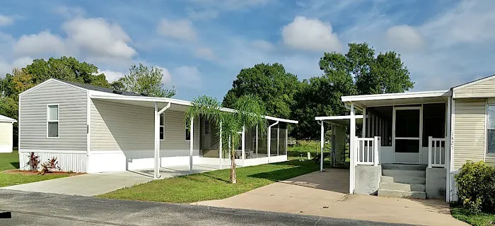 Hickory Hills Manor Mobile Home Community Picture 2