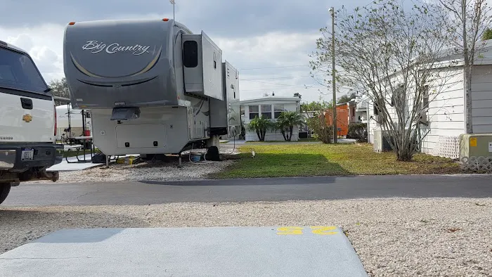 Woodall's Mobile Home Village Picture 9