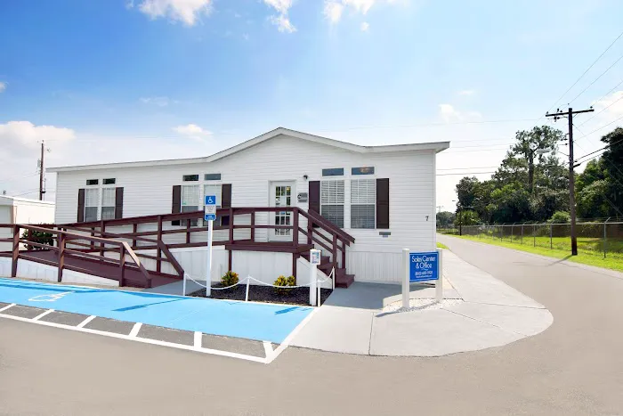 Sterling Manufactured Home Community Picture 2