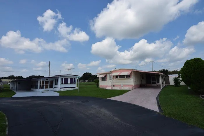 Sterling Manufactured Home Community Picture 8