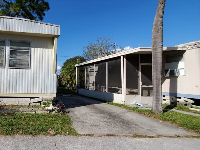 Sun Terrace Manufactured Home Community | Clearwater, FL Picture 1