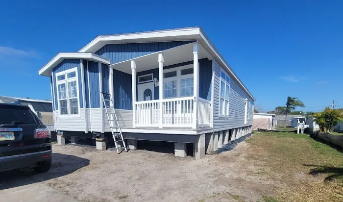 Pointe West Mobile Home Park Picture 1