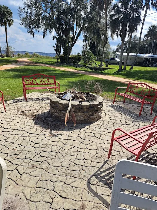 Butch's Hideaway RV Park Picture 10