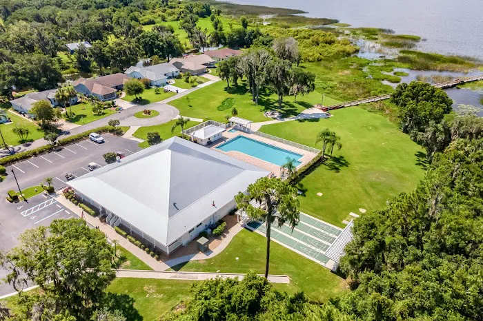 Walden Shores of Lake Wales Picture 4