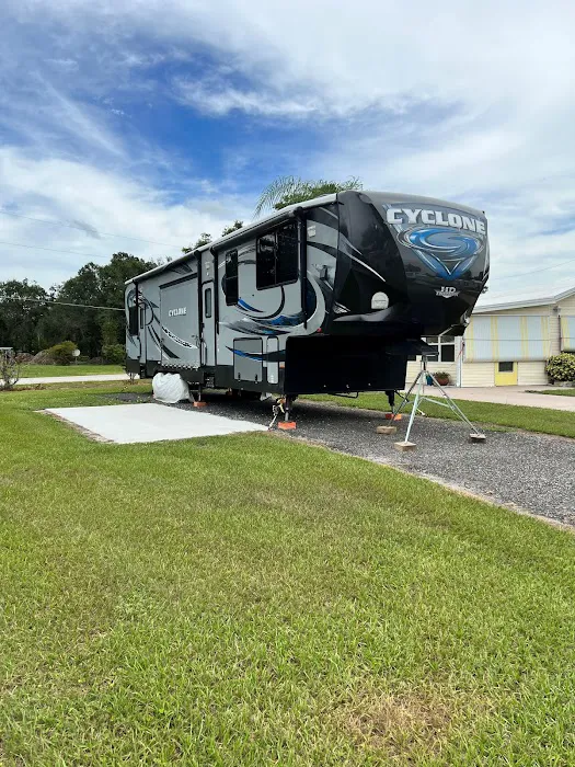 Pioneer Creek RV Resort Picture 5
