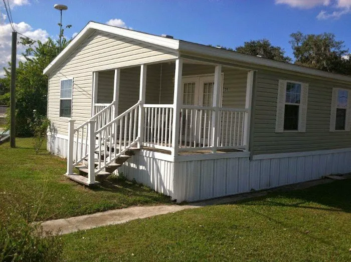 Frostproof Mobile Village Picture 6