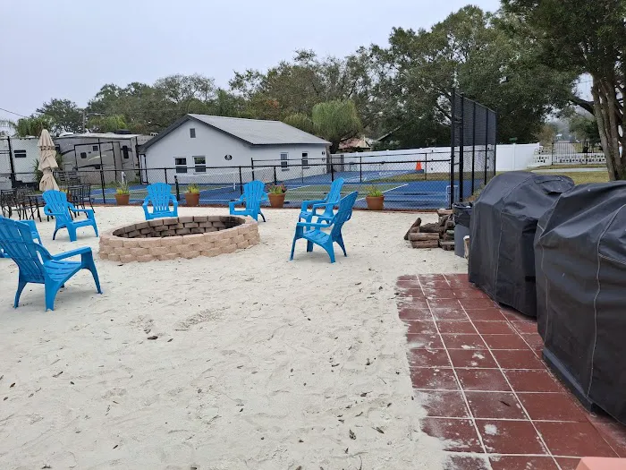 Lake Clinch Resort Picture 6