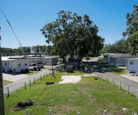 Lighthouse Oaks RV & Mobile Home Estates