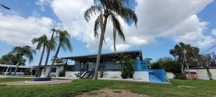 Mariners Cove Mobile Home Park Picture 6