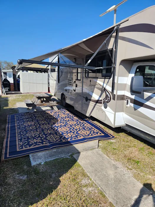 Travel World RV Park Picture 1