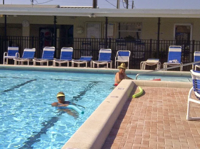 Lake Seminole Resort Picture 10