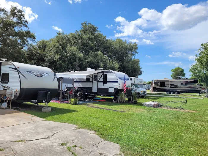 Richmar RV and Manufactured Home Community Picture 2