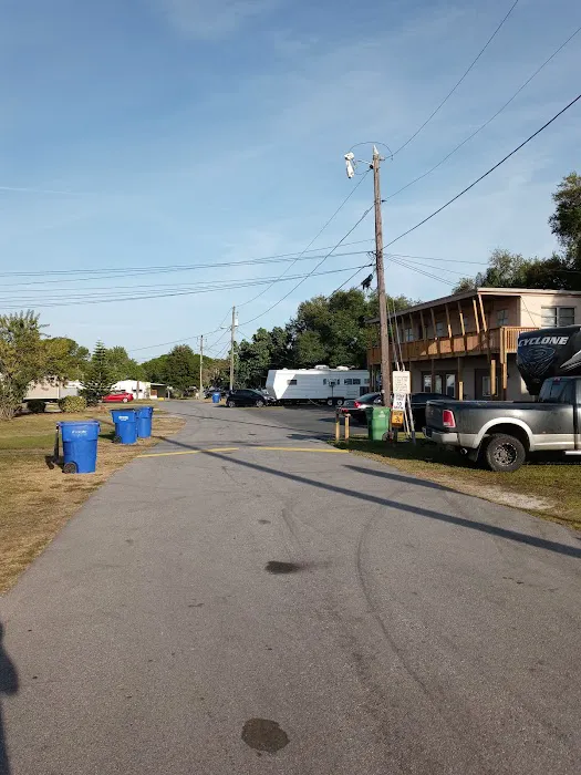 Richmar RV and Manufactured Home Community Picture 10