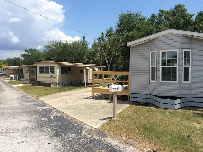 Lakeview Mobile Home & RV Park Picture 1