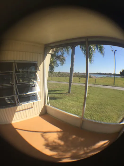 Lakeview Mobile Home & RV Park Picture 6