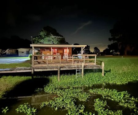 Bud's RV Park & Marina