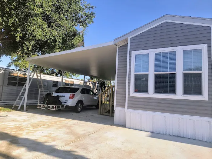 Floral Village Mobile Home & RV park Picture 3