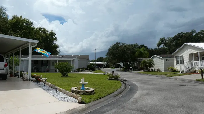 The Lakes at CountryWood Picture 1