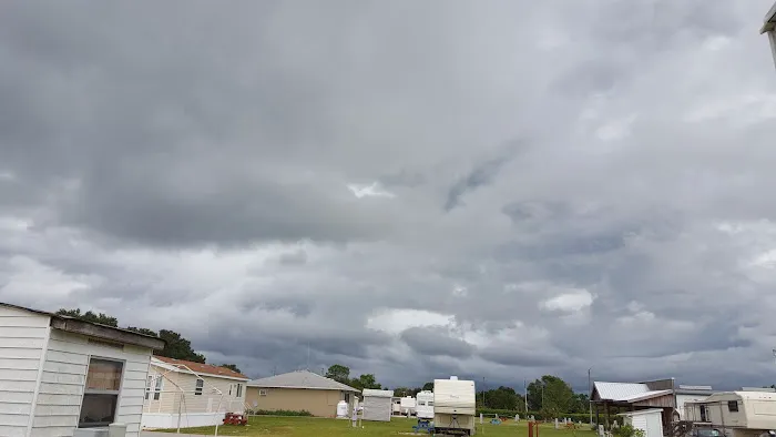 Lazy Acres RV Park Picture 10