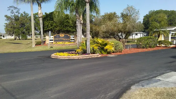 The Arbors at CountryWood Picture 4