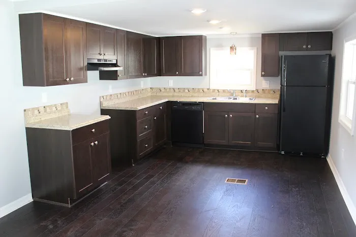 Oakhill Village Picture 4