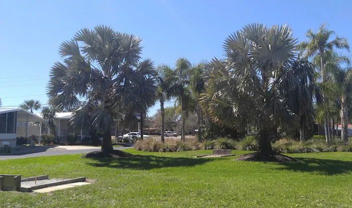 Lake Seminole Estates Picture 4