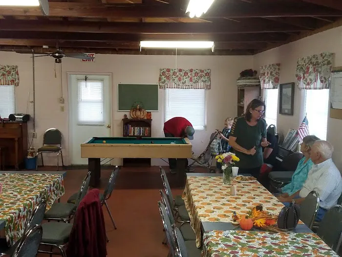 Avon Mobile Home Park Picture 4