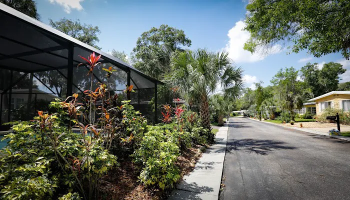 Country Villa Estates Picture 7