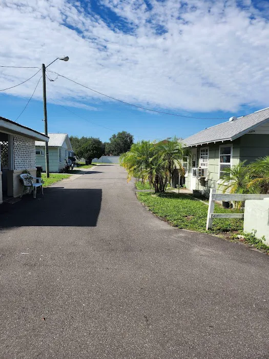 Avon Park Village Picture 1