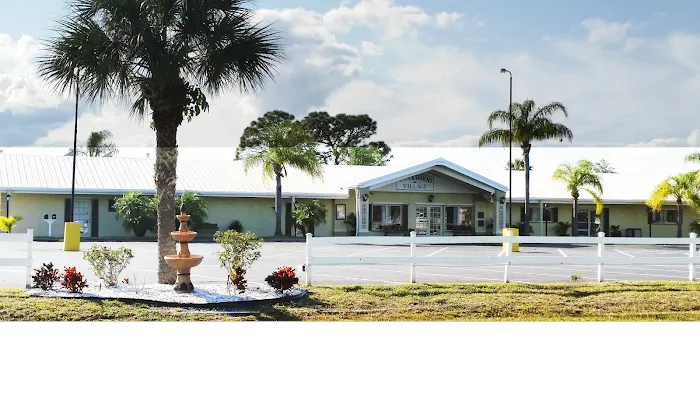 Lakewood Village Picture 3