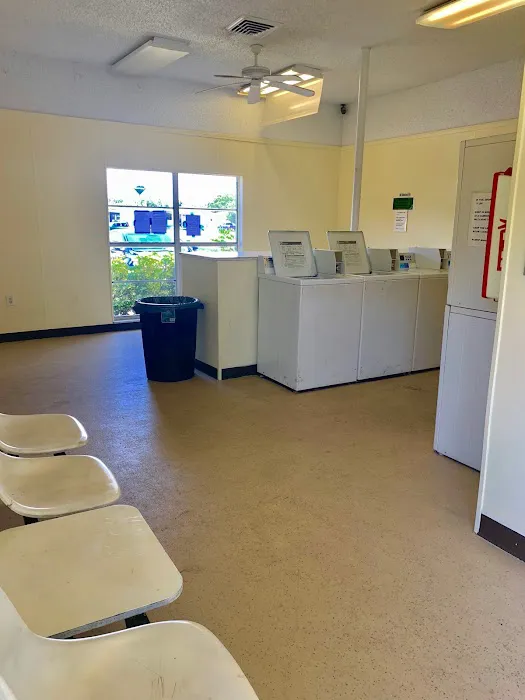 Pinellas Cascades Mobile Home Community Picture 10