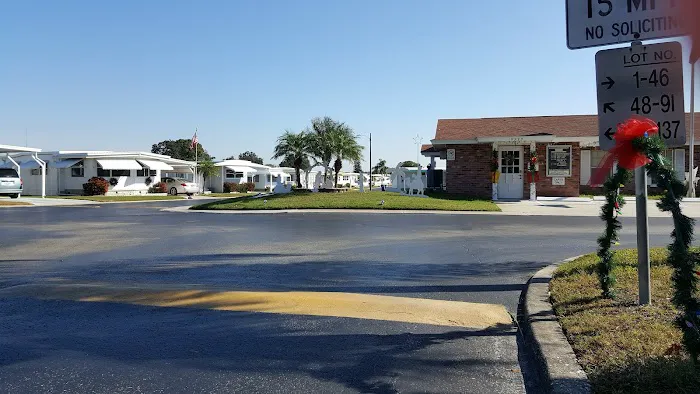 Edgewater Pine Mobile Homes Picture 8
