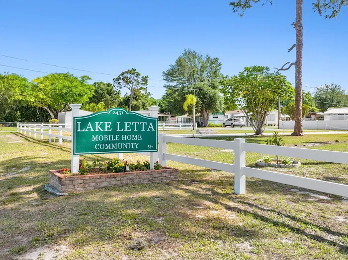 Lake Letta Mobile Home Community Picture 4