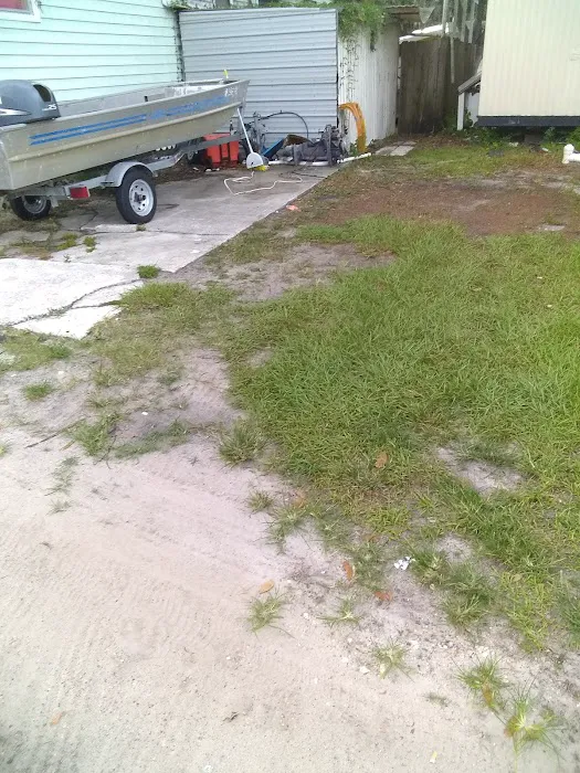 Riverlawn Manufactured Home Community Picture 10