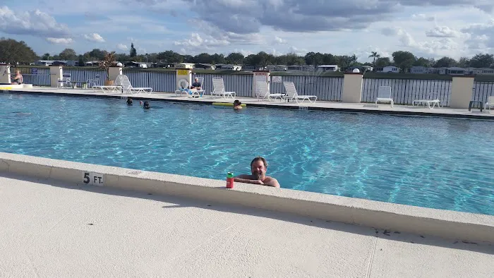 Hacienda Heights Manufactured Home Park Picture 3