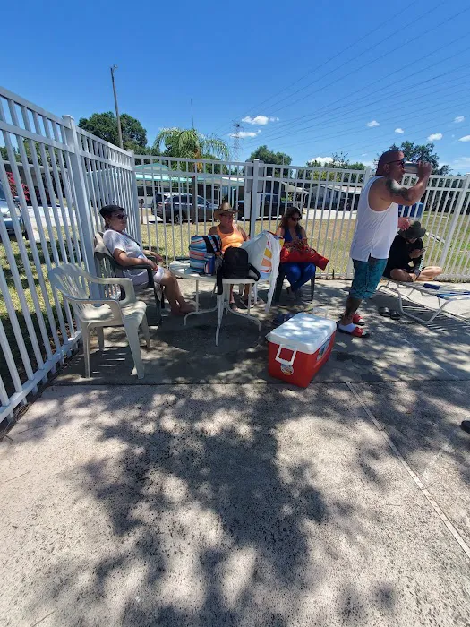 Alafia Riverfront Mobile Home Park Picture 8