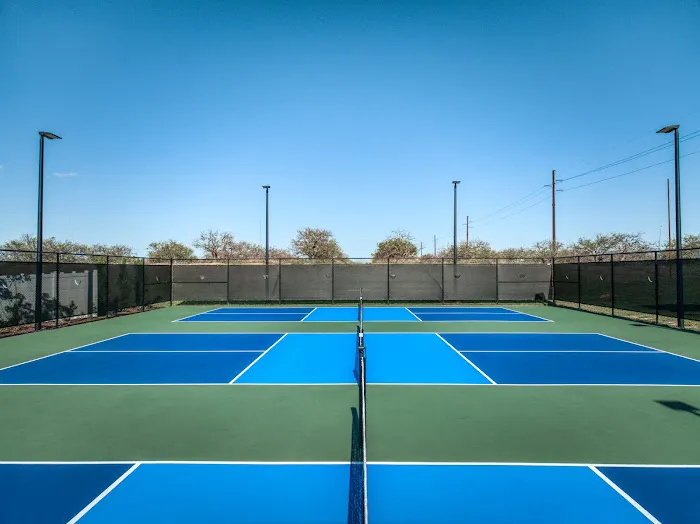 Waterside RV Resort Picture 6