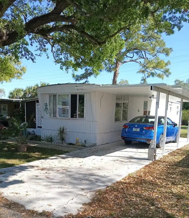 Woodlawn Manor Picture 3