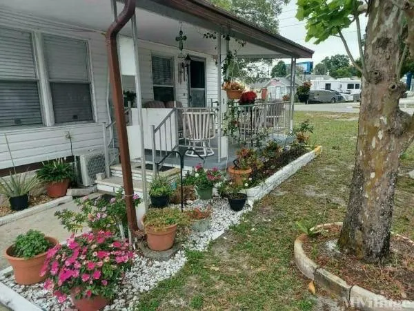 Mobile Manor MHP Picture 1