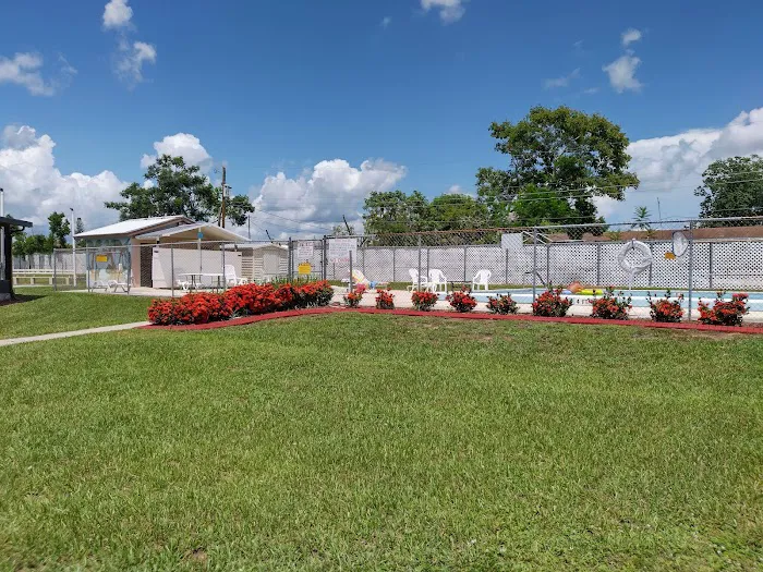 Sebring Mobile Estates Picture 3