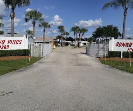 Sunny Pines RV & Mobile Home Park