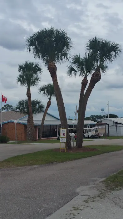 Sunny Pines RV & Mobile Home Park Picture 7