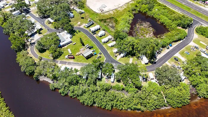 Hideaway Hills Mobile Home & RV Park Picture 5