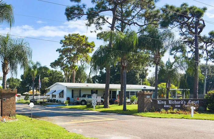 King Richard’s Court Mobile Home Park Picture 4