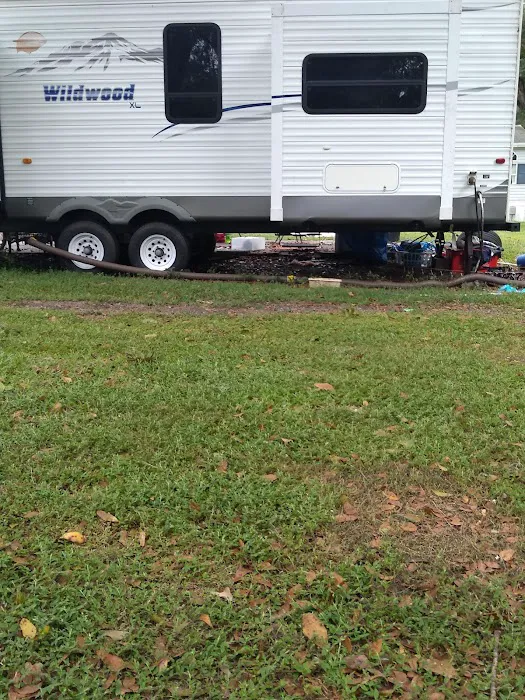 River Breeze Mobile Home Park Picture 2