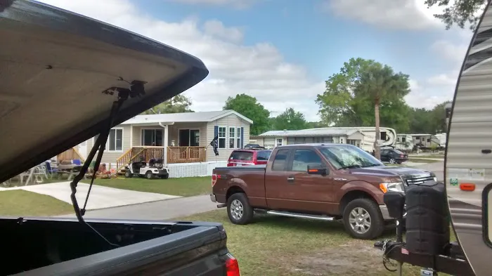 River Palm RV Resort Picture 10