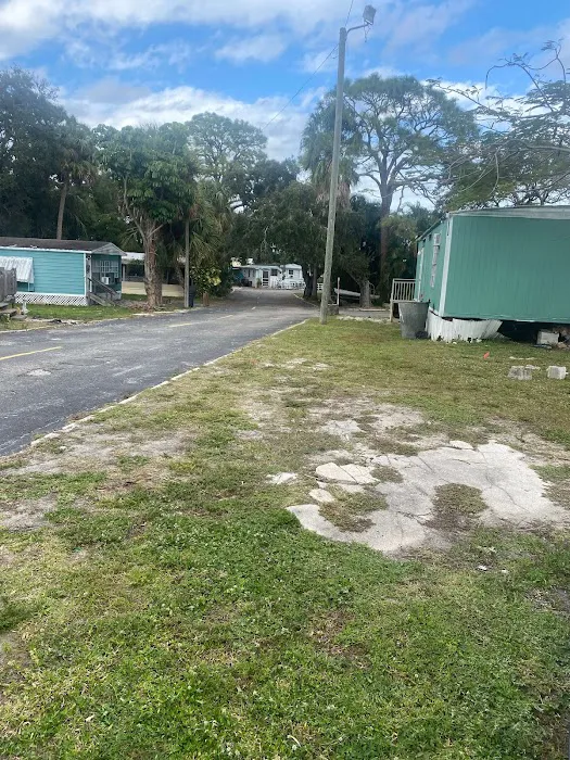 Colony Club Mobile Home Pk Picture 1