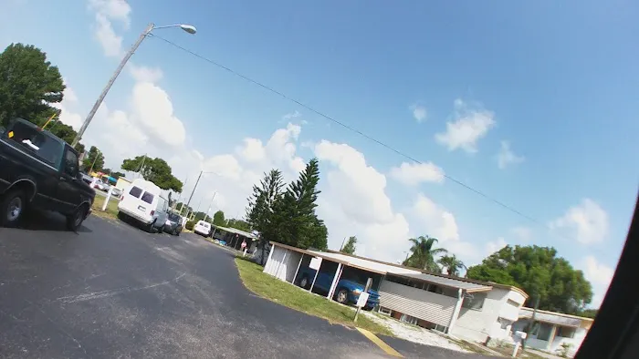 Palm Haven Manufactured Home Community Picture 9